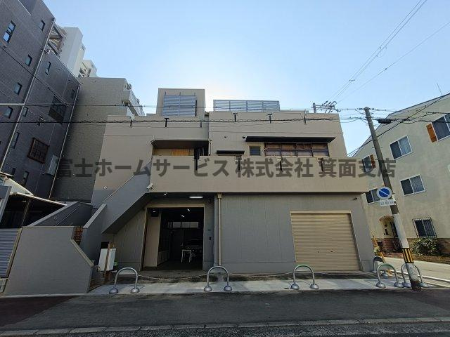 高倉町1丁目　倉庫事務所の外観