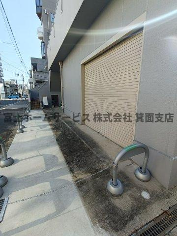 高倉町1丁目　倉庫事務所