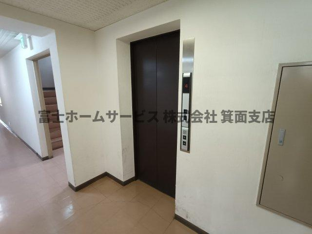 吹田市豊津町の事務所