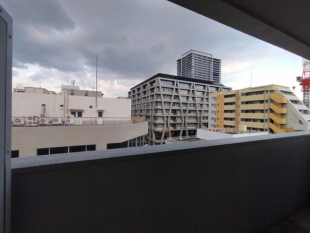 箕面市船場東２丁目の店舗事務所