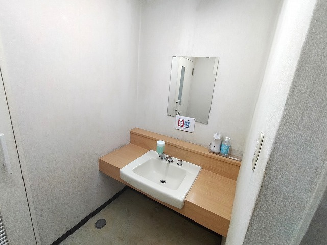 箕面市船場東２丁目の店舗事務所