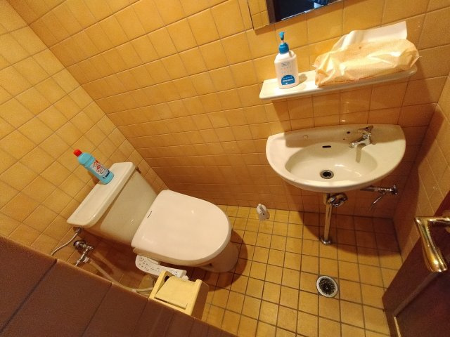 箕面市西宿１丁目の店舗事務所
