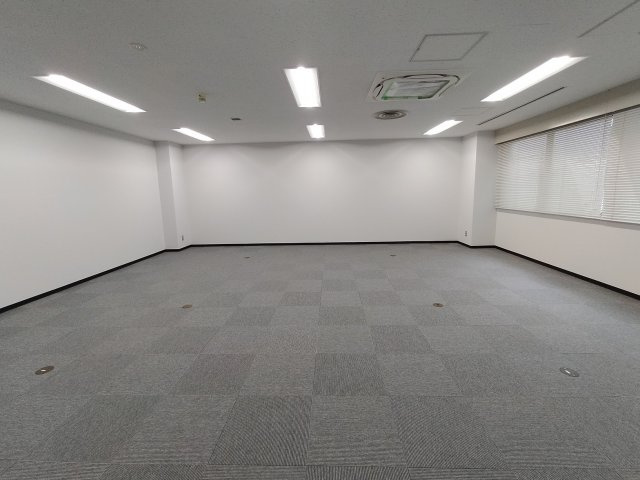 吹田市江坂町１丁目の店舗事務所