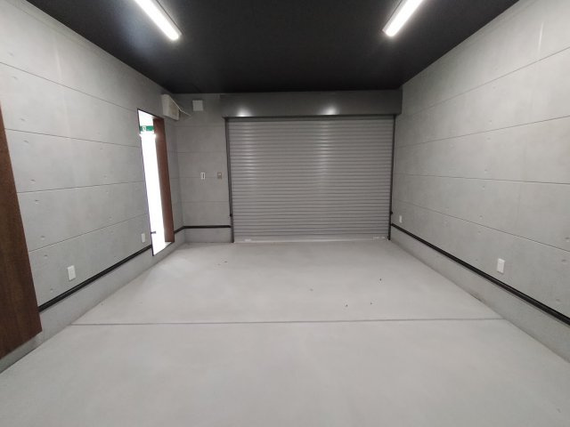 箕面市西宿２丁目の店舗事務所