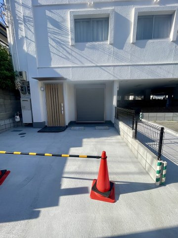 豊中市岡町北２丁目の事務所のロビー