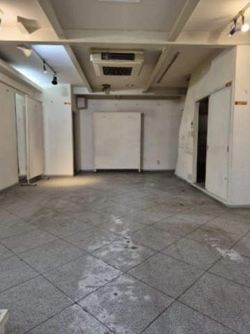 豊中市庄内東町１丁目の店舗事務所