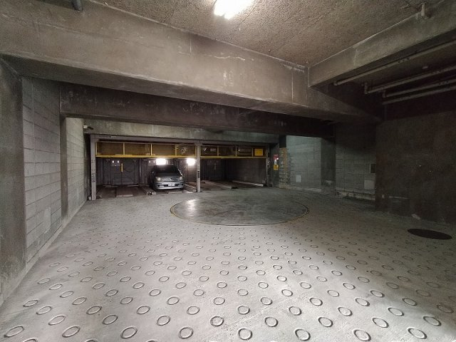 吹田市江坂町２丁目の事務所