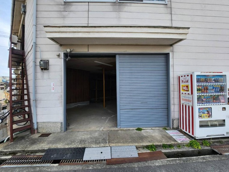 豊中市庄本町２丁目の店舗事務所