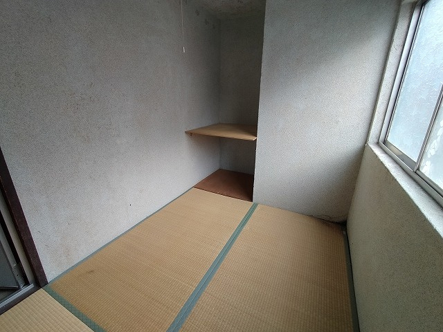 吹田市千里山東１丁目の店舗事務所の和室