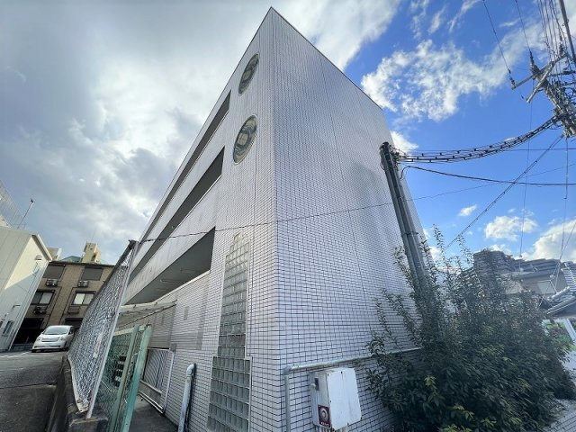吹田市春日１丁目の店舗事務所