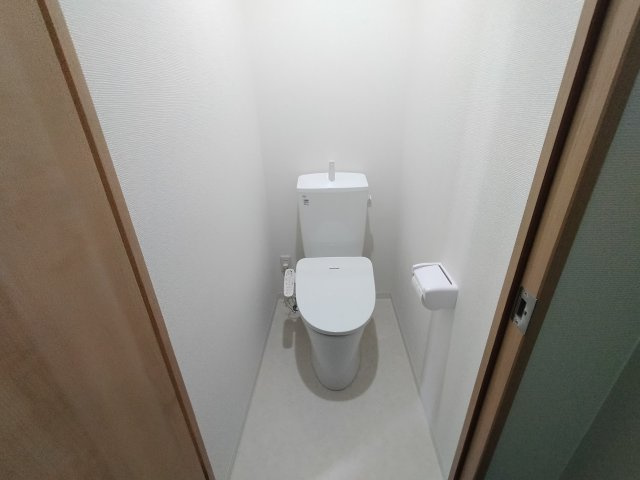 箕面市半町２丁目の店舗事務所