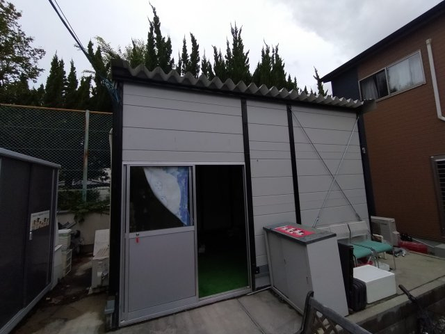 箕面市半町２丁目の店舗事務所
