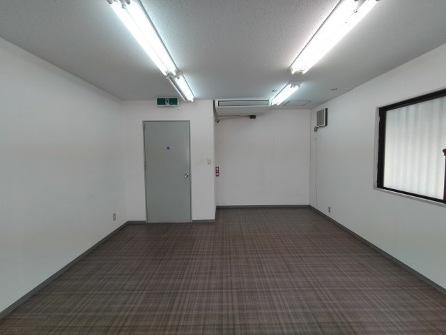 箕面市坊島１丁目の店舗事務所