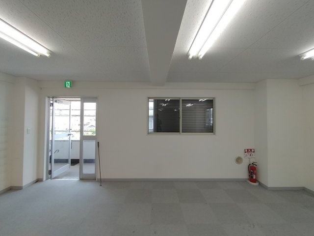 吹田市五月が丘南の店舗事務所