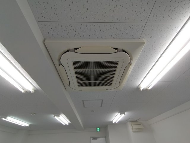 吹田市五月が丘南の店舗事務所