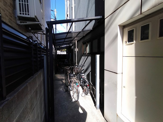 吹田市出口町の店舗事務所