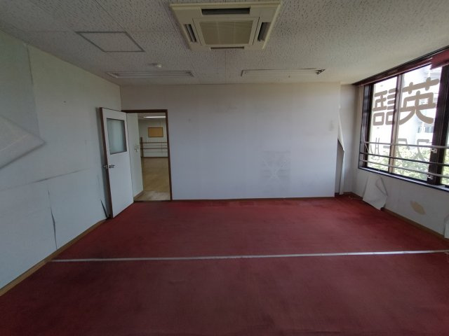 吹田市五月が丘西の店舗事務所