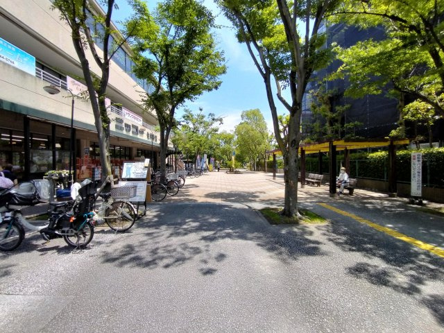 吹田市五月が丘西の店舗事務所