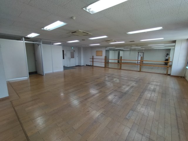 吹田市五月が丘西の店舗事務所
