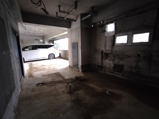 豊中市上野東３丁目の店舗事務所