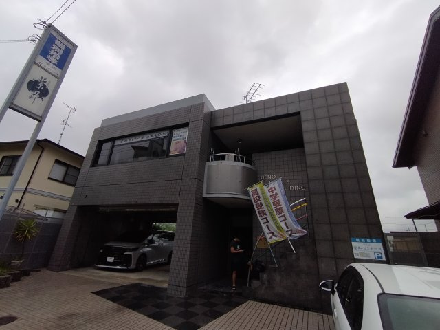 豊中市上野東３丁目の店舗事務所