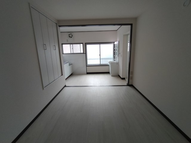 吹田市五月が丘東の店舗事務所