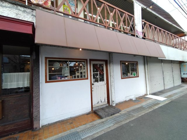 箕面市桜ケ丘１丁目の店舗事務所