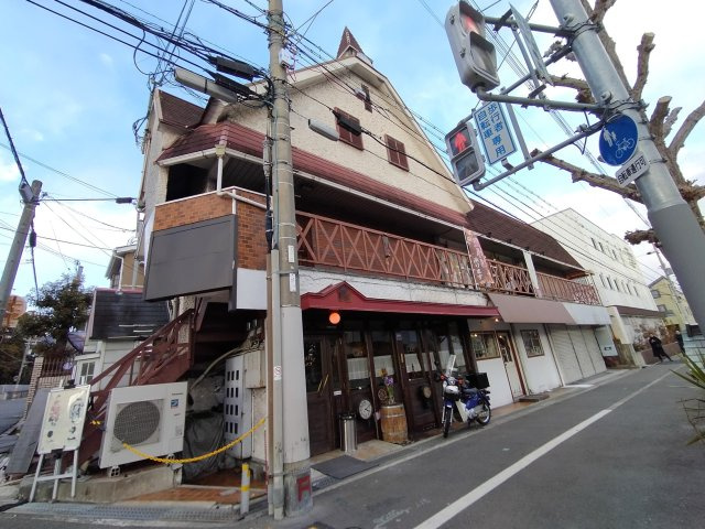 箕面市桜ケ丘１丁目の店舗事務所