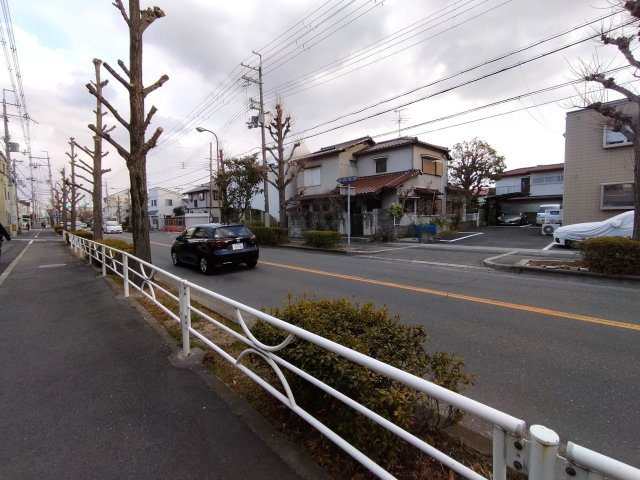 箕面市桜ケ丘１丁目の店舗事務所
