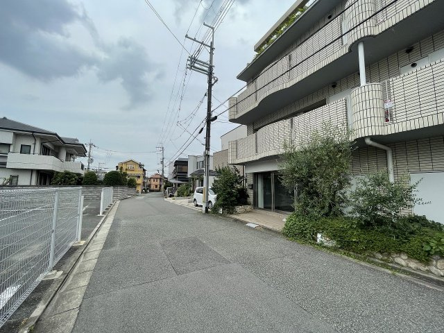吹田市五月が丘南の店舗事務所