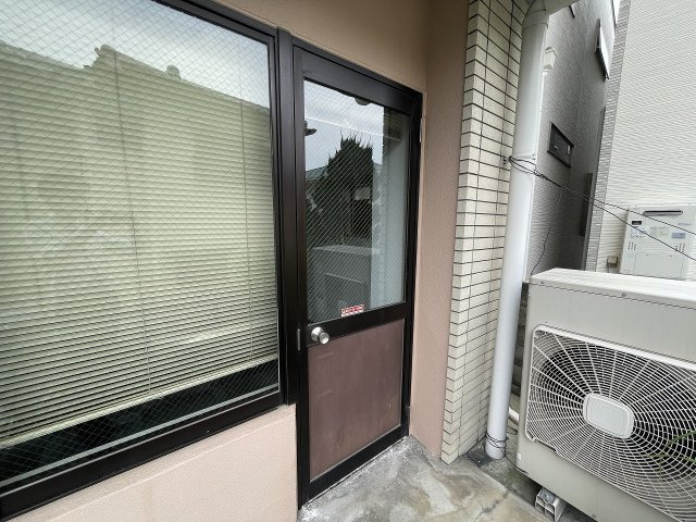吹田市五月が丘南の店舗事務所
