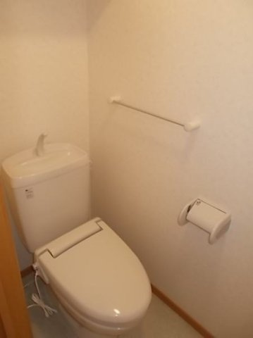 サンライズ　ナカガワ　Ａのトイレ|シンプルで使いやすいトイレです