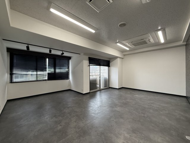 メゾンドール富田林