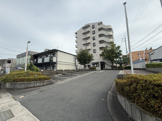 メゾンドール富田林