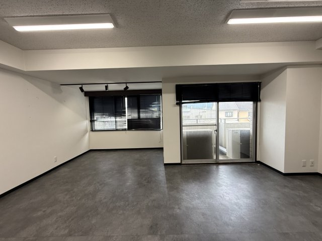 メゾンドール富田林