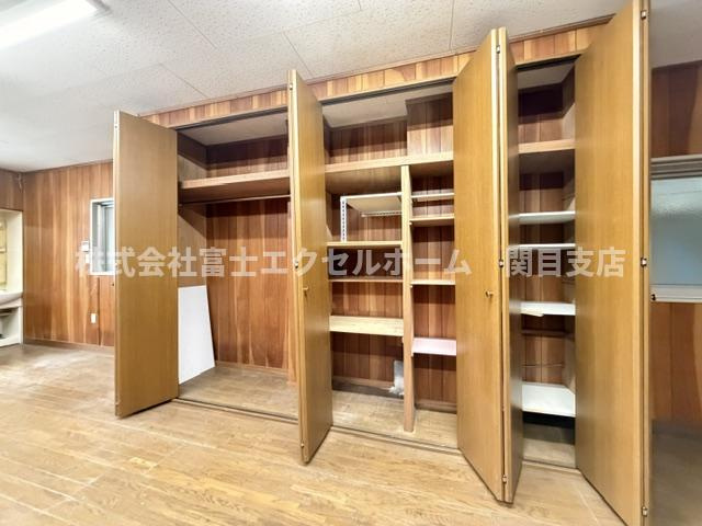 勝浦ビルのその他