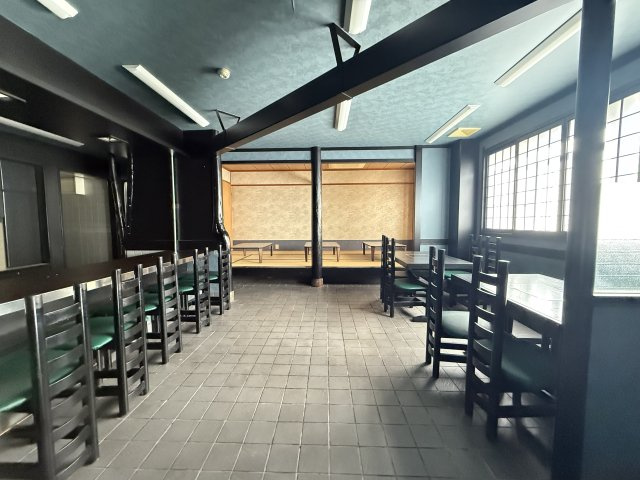 日下ビルの内装