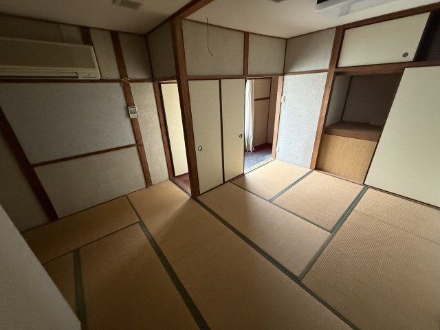 東大阪市南四条町テナントの和室