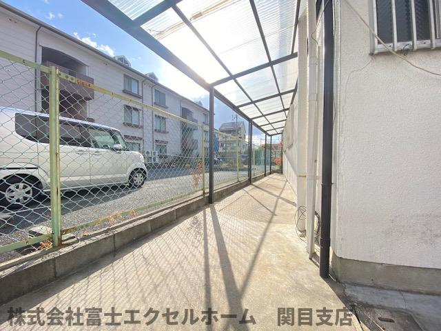 中東貸倉庫のその他