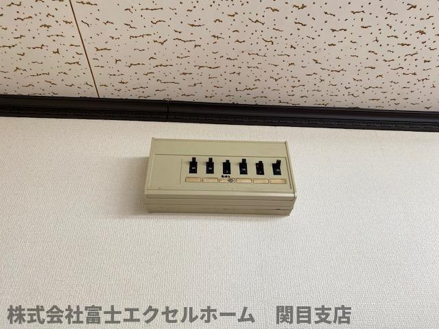 中東貸倉庫の設備