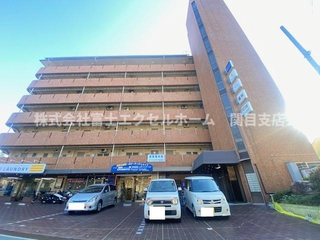 香里ニューハイツの外観