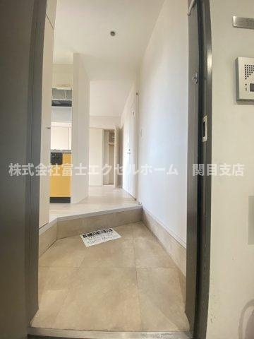 マンションCASA２階店舗事務所の玄関