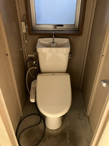 東大阪市新上小阪の倉庫