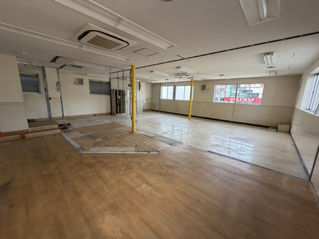 諸口3丁目店舗
