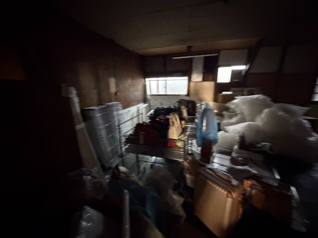 衣摺倉庫