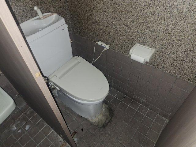 藤井寺市大井店舗のトイレ