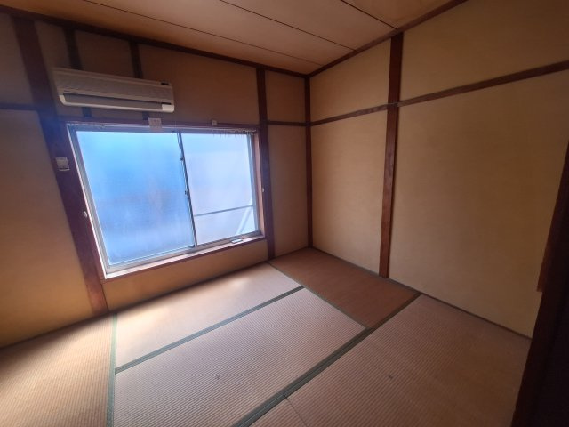 森内店舗の和室