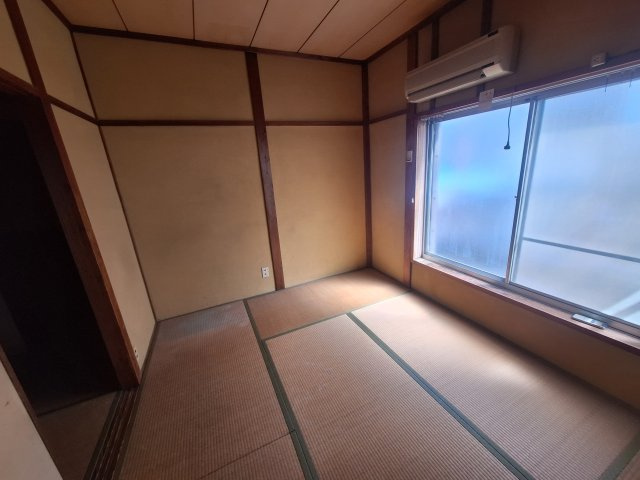 森内店舗の和室