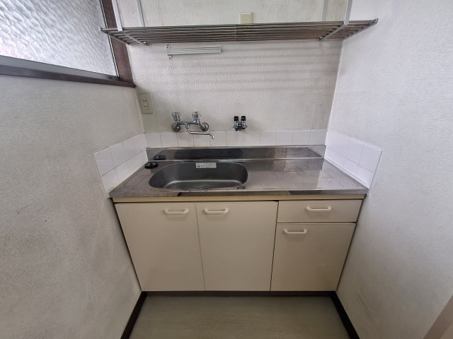 田中文化１Ｆ東のキッチン
