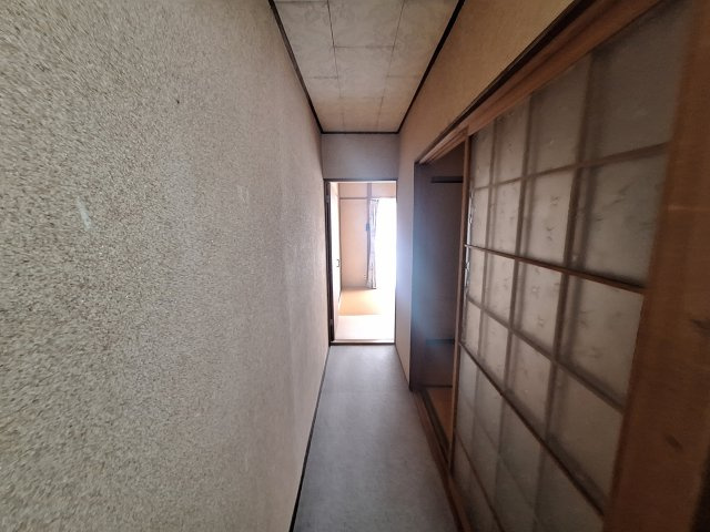 藤井寺市沢田住居付店舗の内装